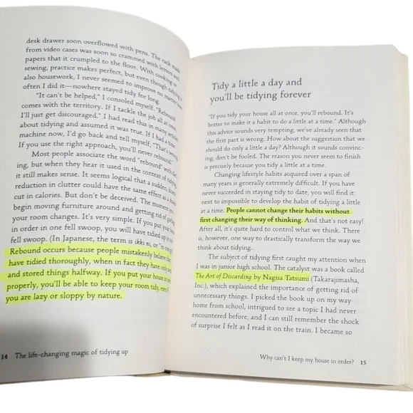 The Life - Changing  Magic of Tiding Up by Marie Kondo - Picture 6 of 9
